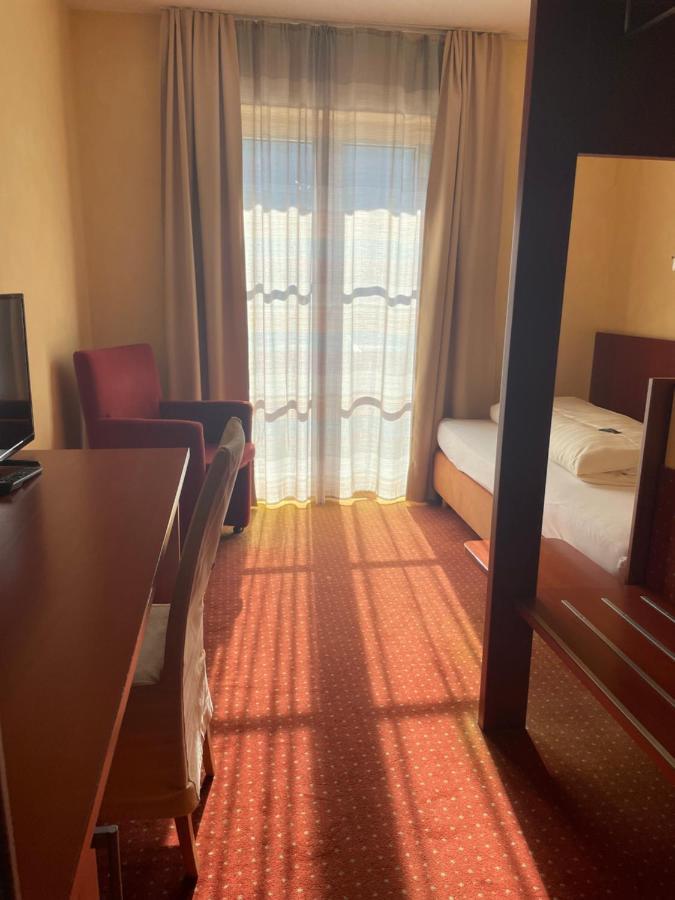 Waldhotel Felsentor Hauenstein Zewnętrze zdjęcie